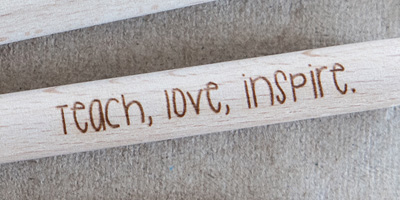 Kugelschreiber Holz teach love inspire