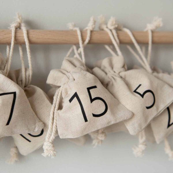 Adventskalender Eichenholz & Leinen – Bild 5