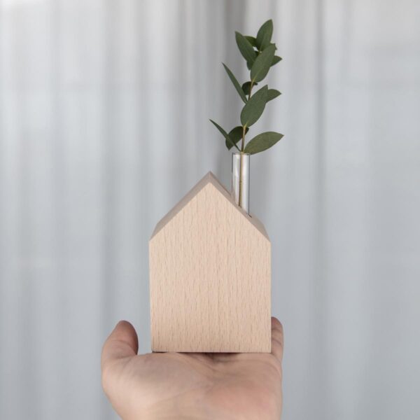 Dekohaus Holz mit Vaseneinsatz – Bild 5
