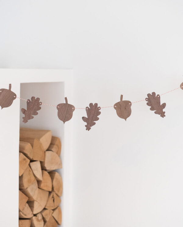 Girlande Blätter & Eicheln, Holz – Bild 7